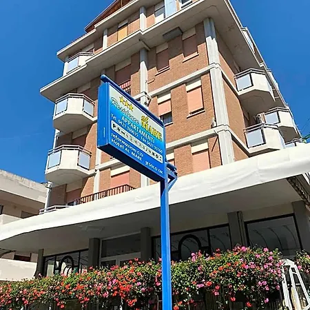 Aparthotel & Al Mare